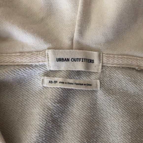 Urban Outfitters Sweater - Picture 2 of 3